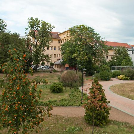 Hotel Central Pécs Exterior foto